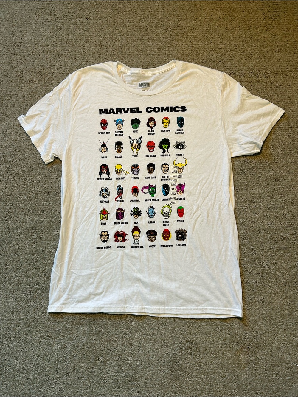 Marvel Comics 30 Superheroes & Villains Characters Graphic T-shirt - Size Large